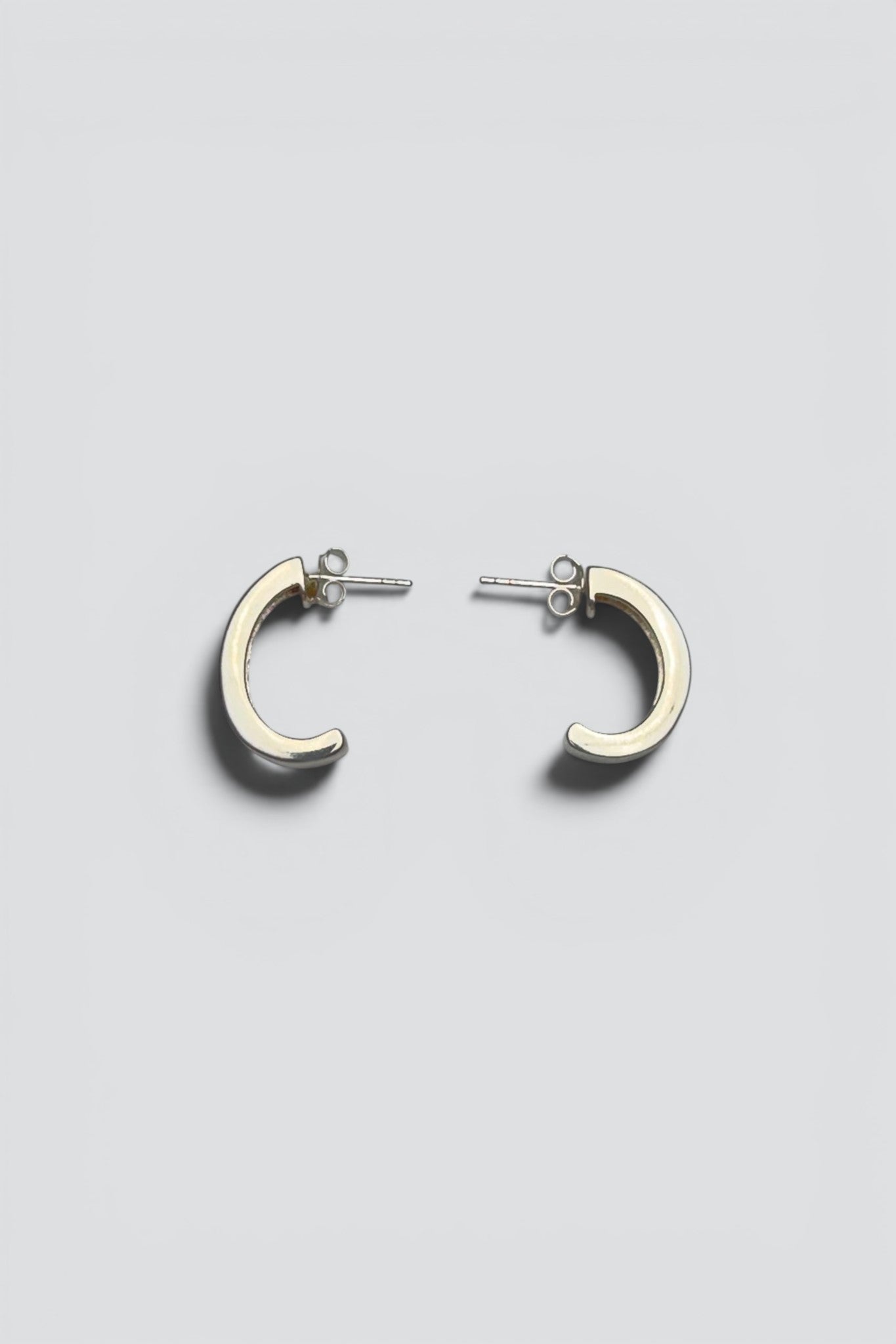 Sterling Silver Garnet Curve Earrings