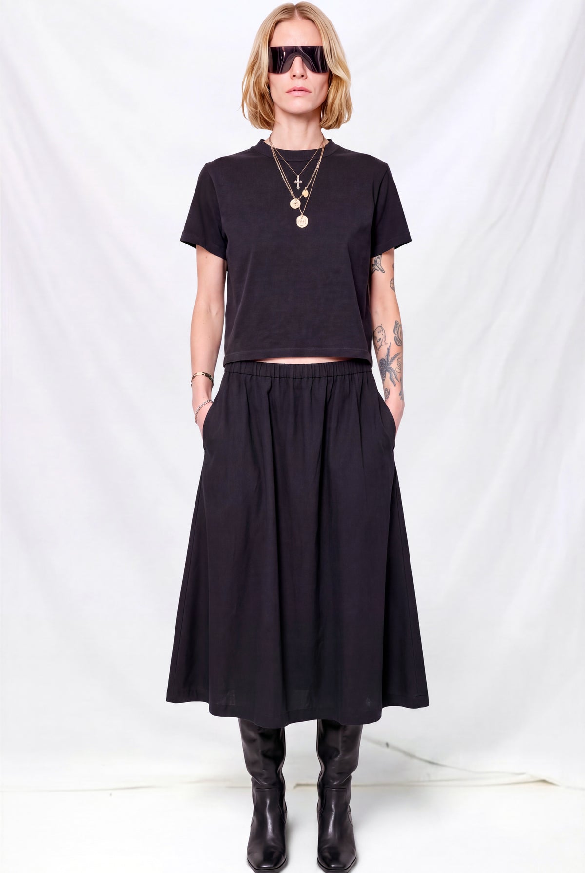 Black Cropped Lorel Tee