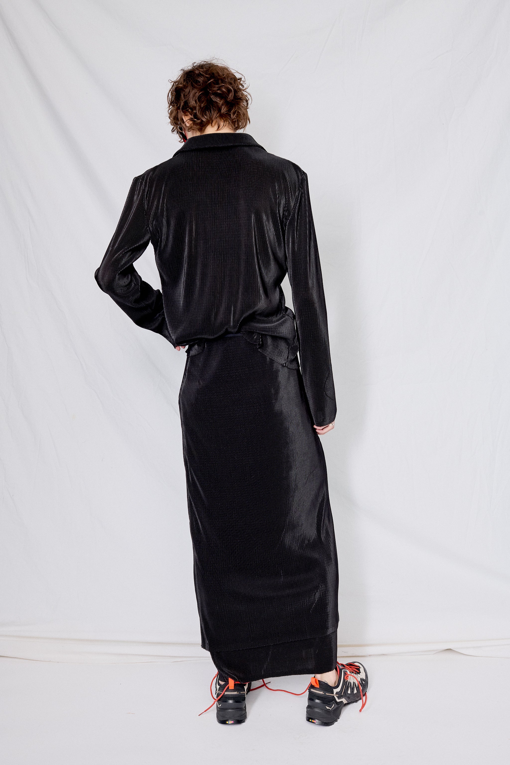 Black Plisse Fitted Button Up