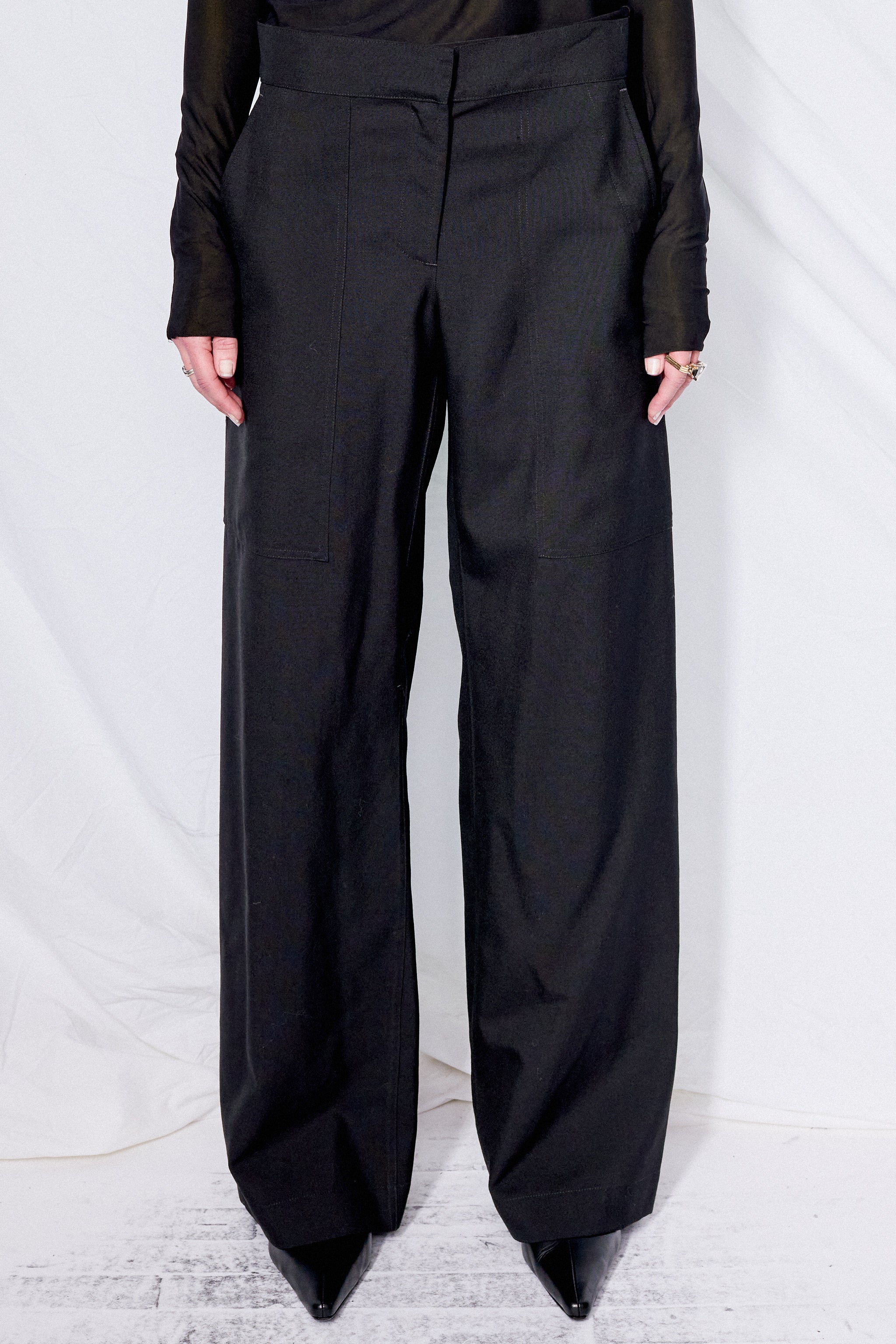 Black Suiting Simple Pant