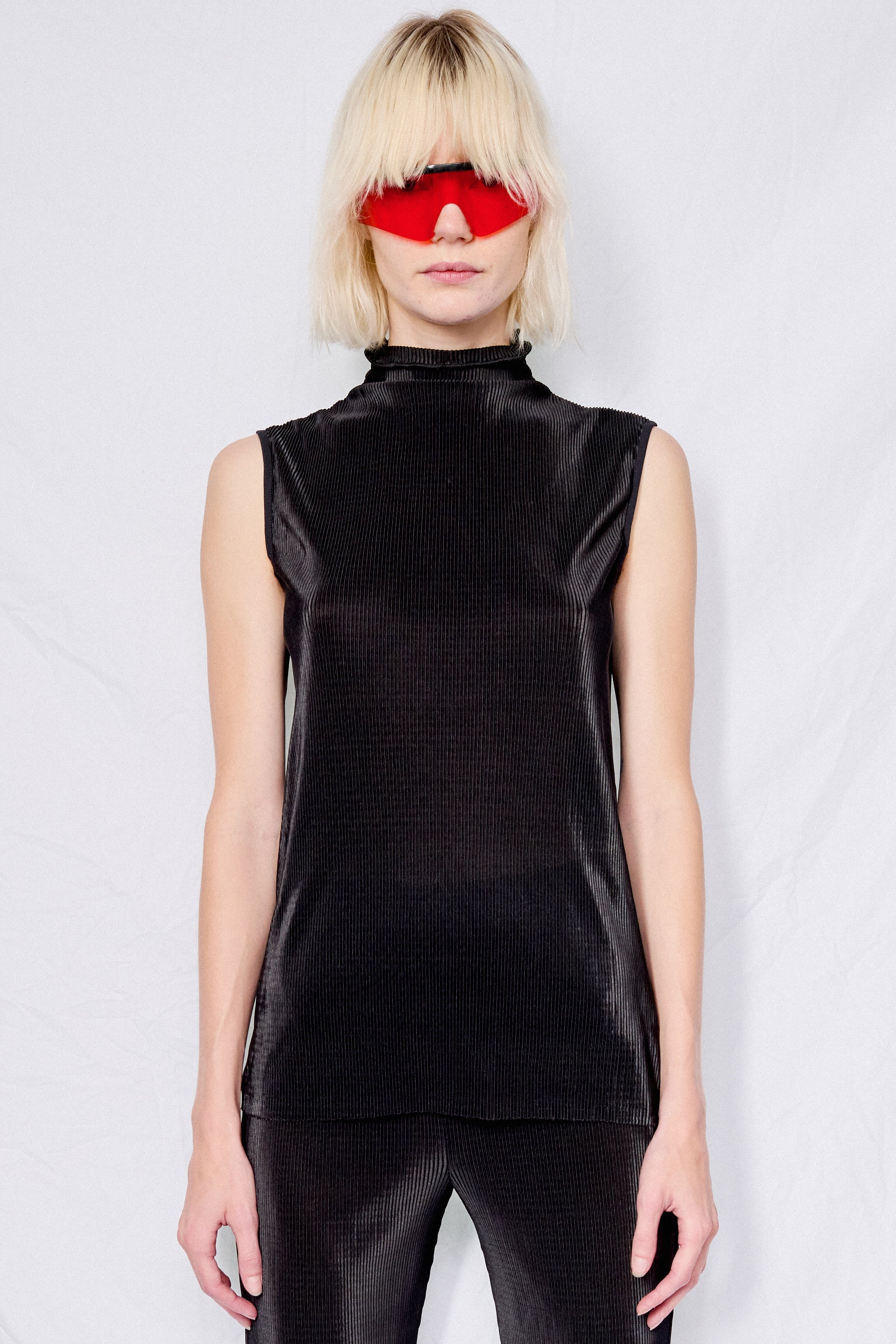 Black Plisse Sleeveless Mockneck Top