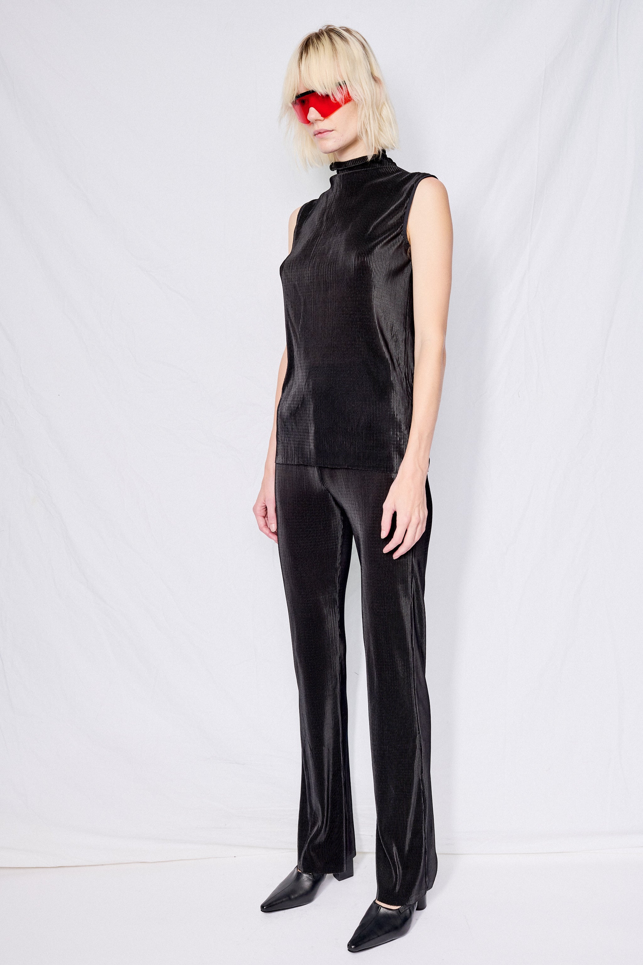 Black Plisse Sleeveless Mockneck Top