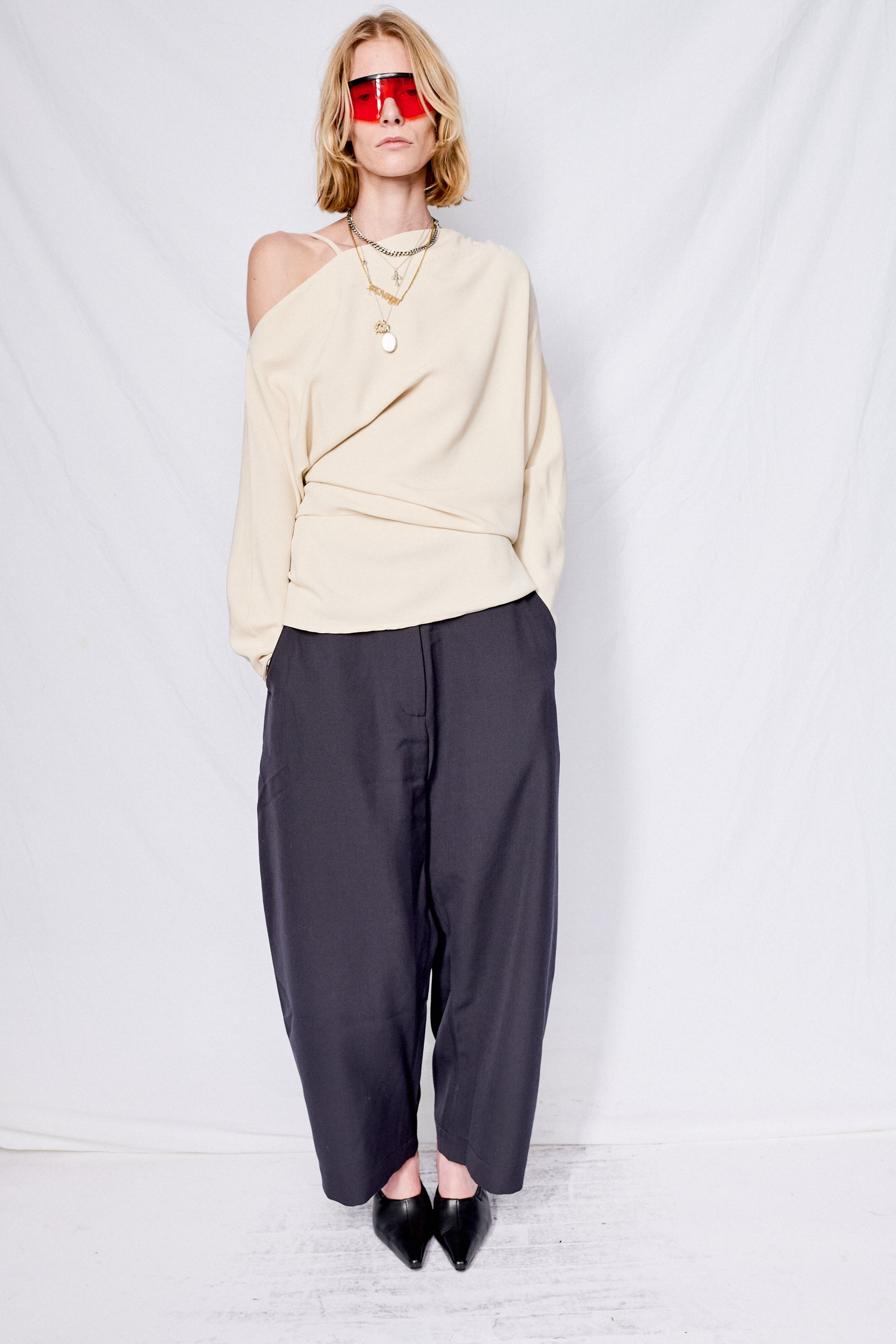 Darkest Navy Chalco Wool Pant