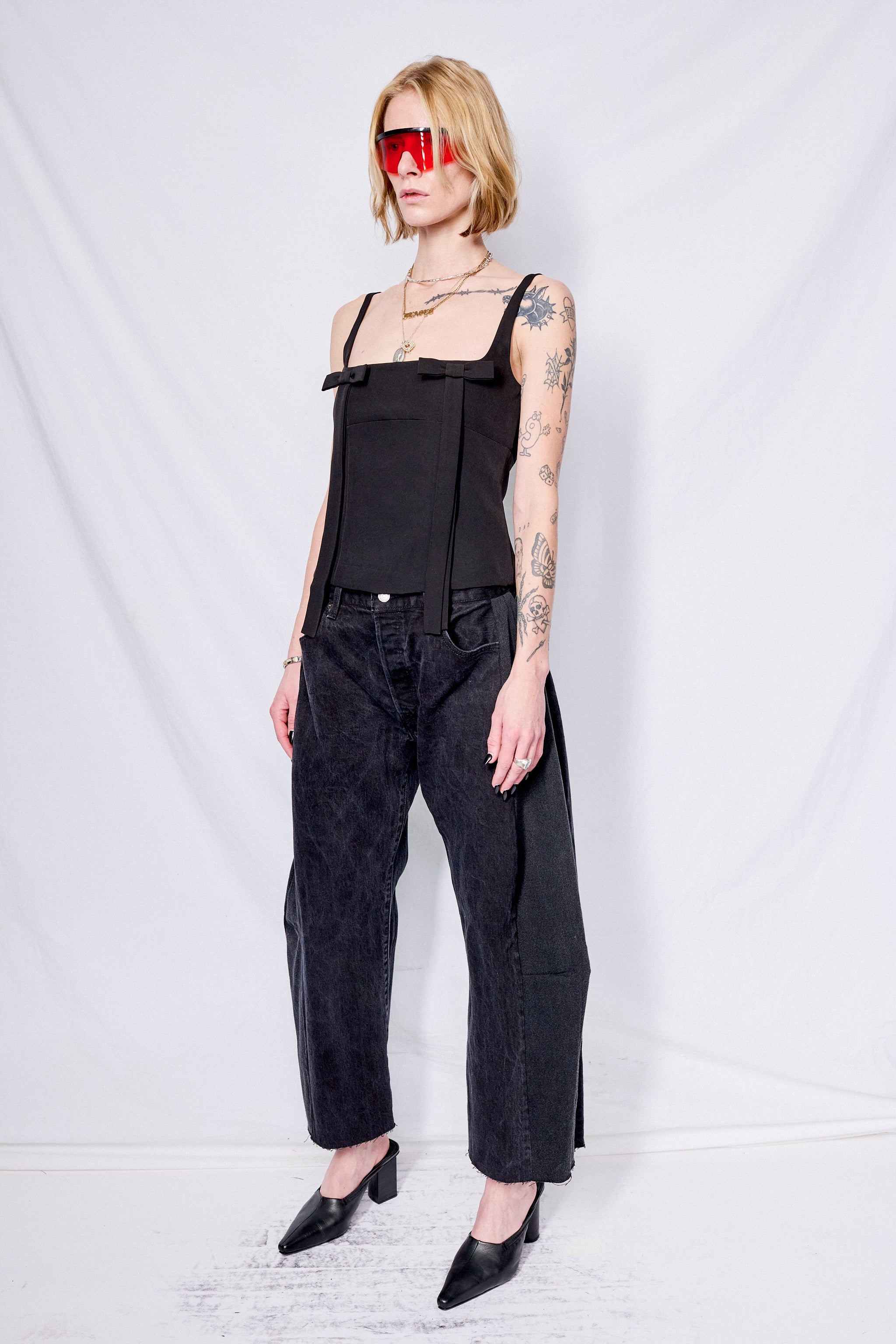Black Teacup Tank