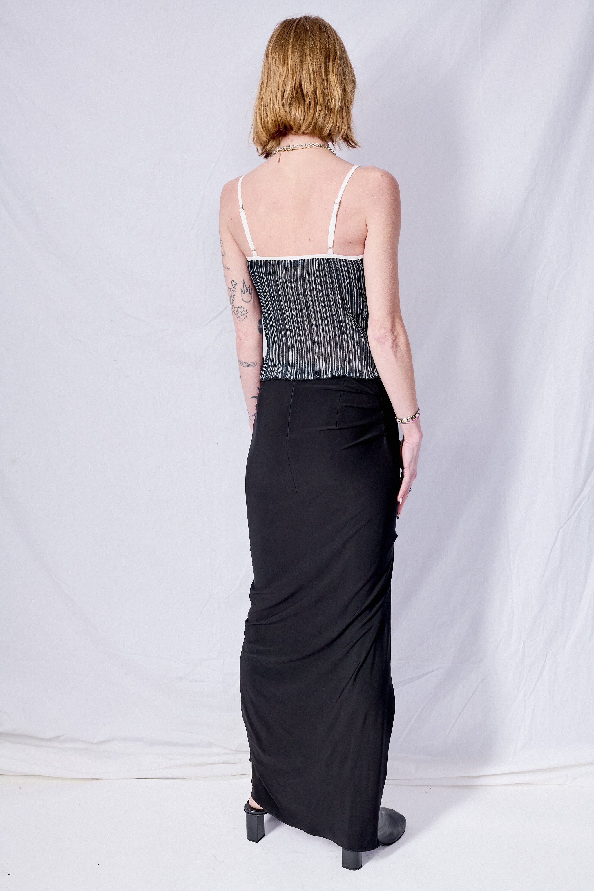 Black Viscose Wave Skirt