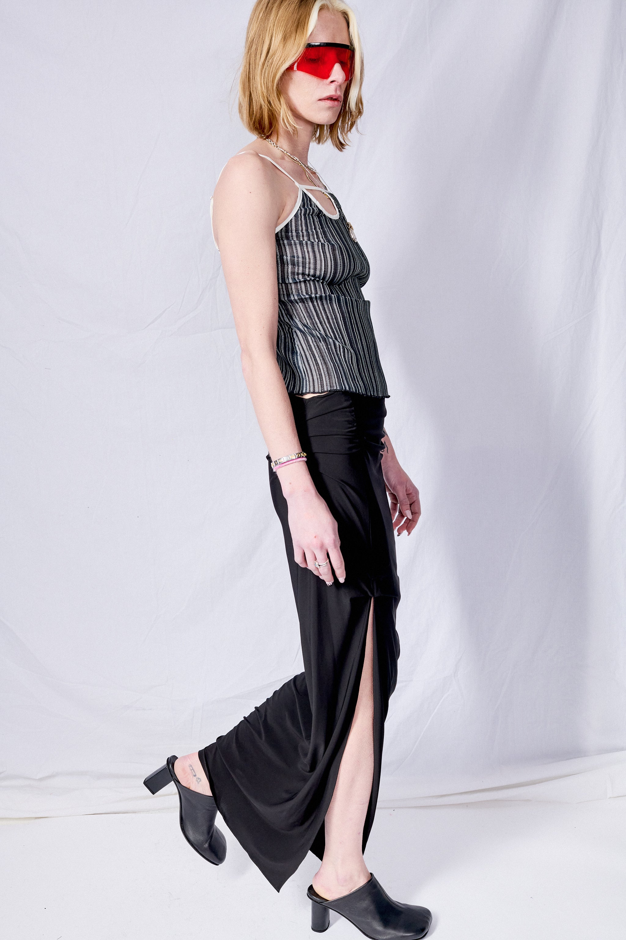 Black Viscose Wave Skirt