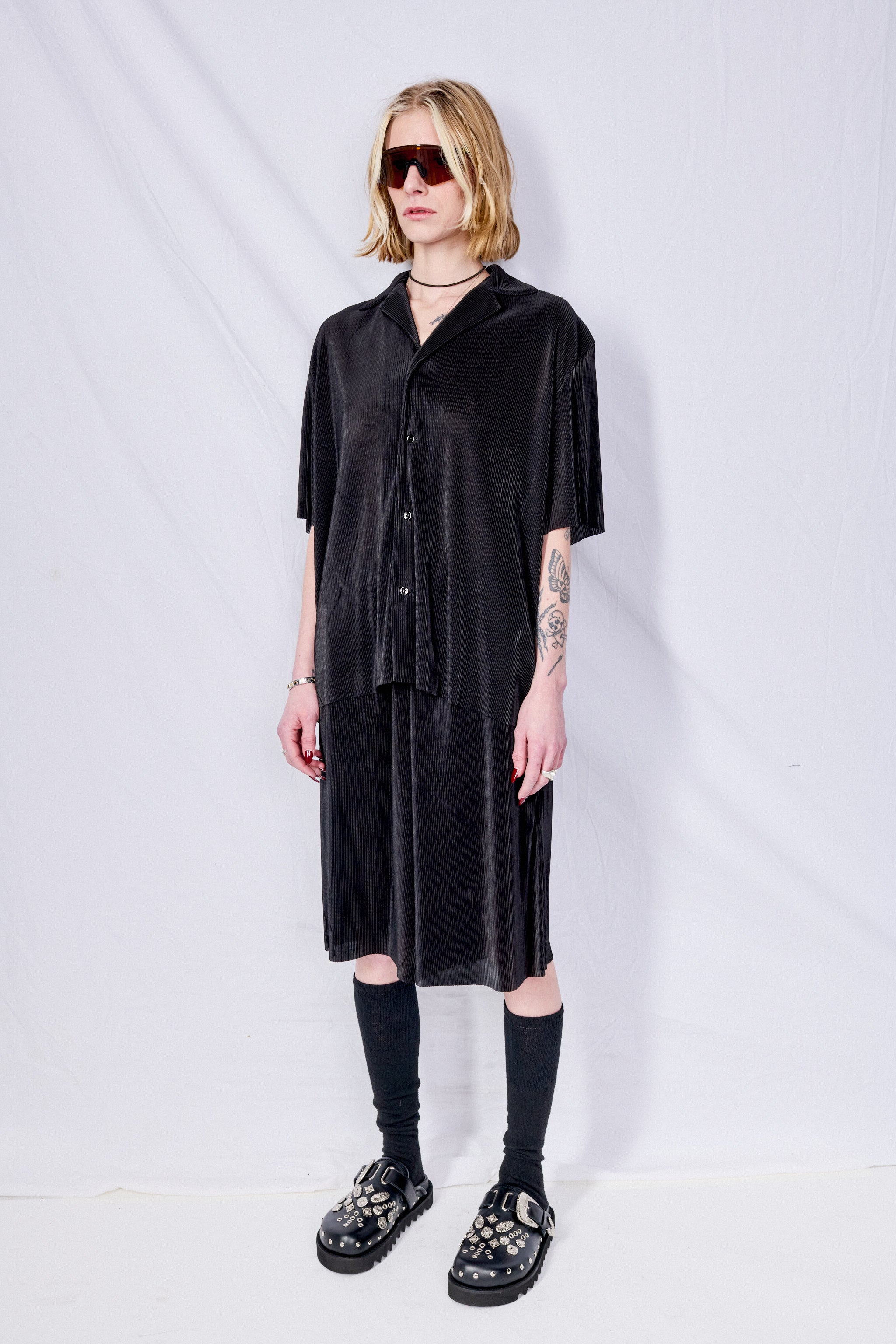 Black Plisse Scout Shirt