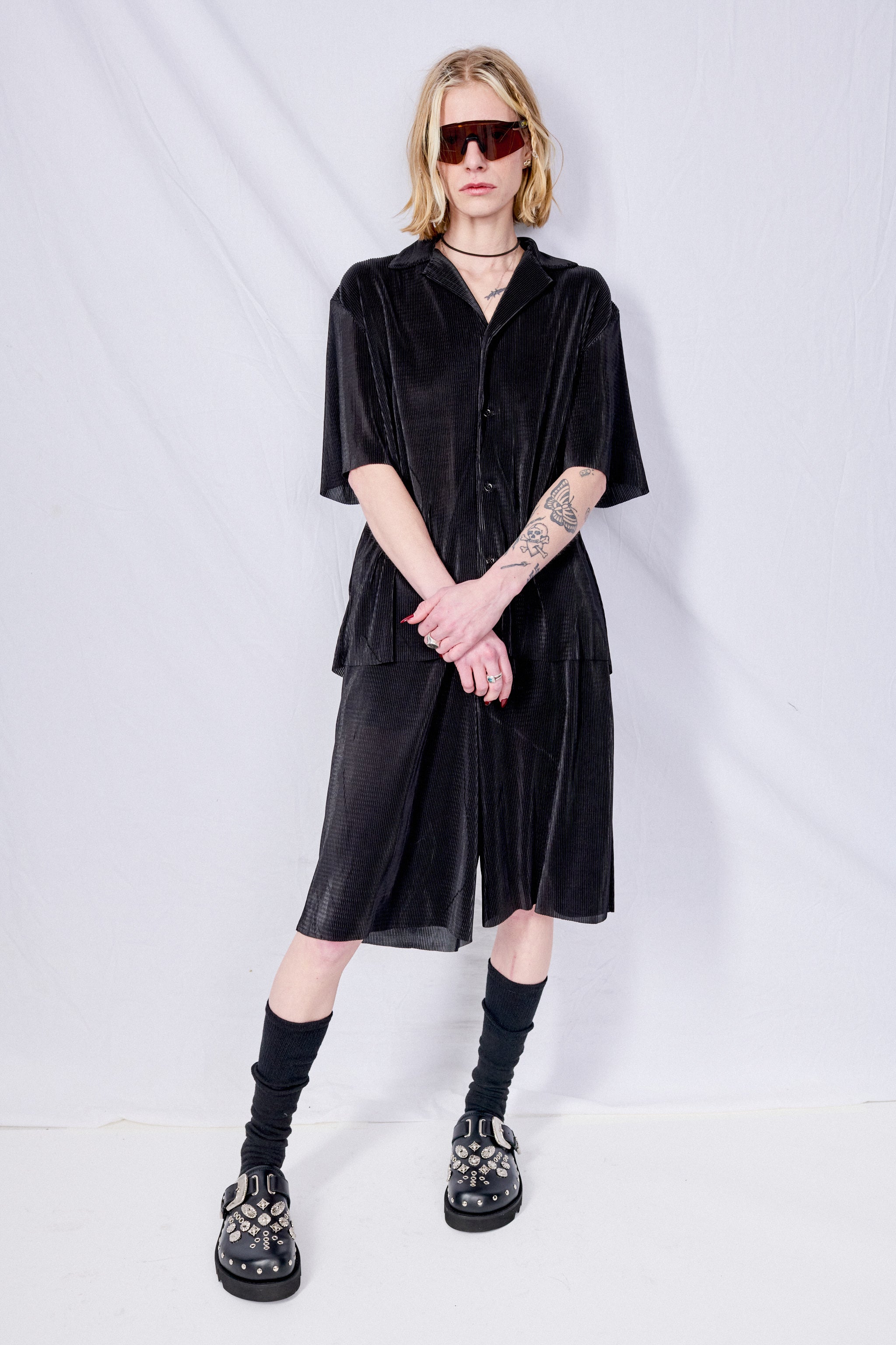 Black Plisse Scout Shirt