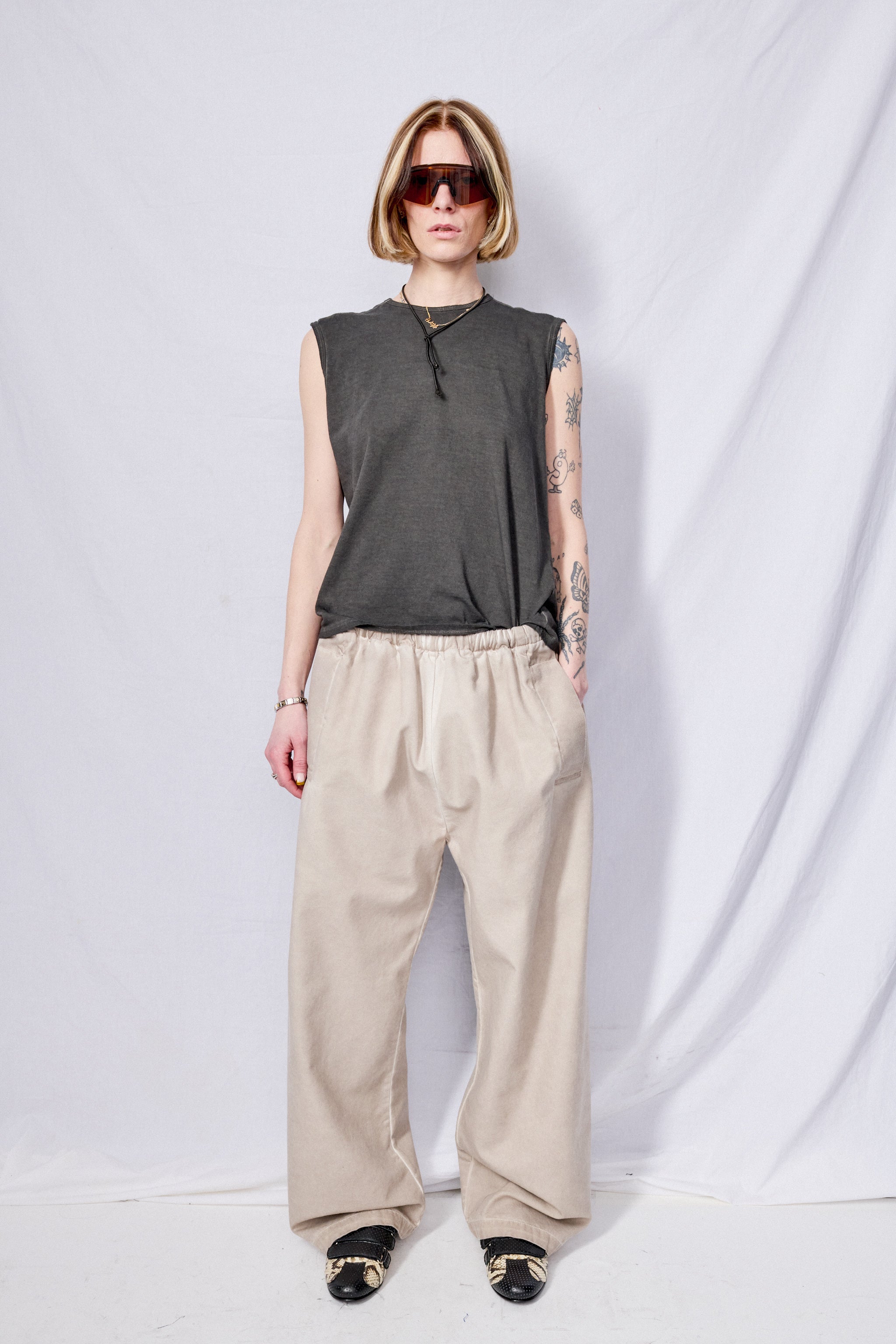 No.33 Black Organic Cotton Sleeveless T-Shirt