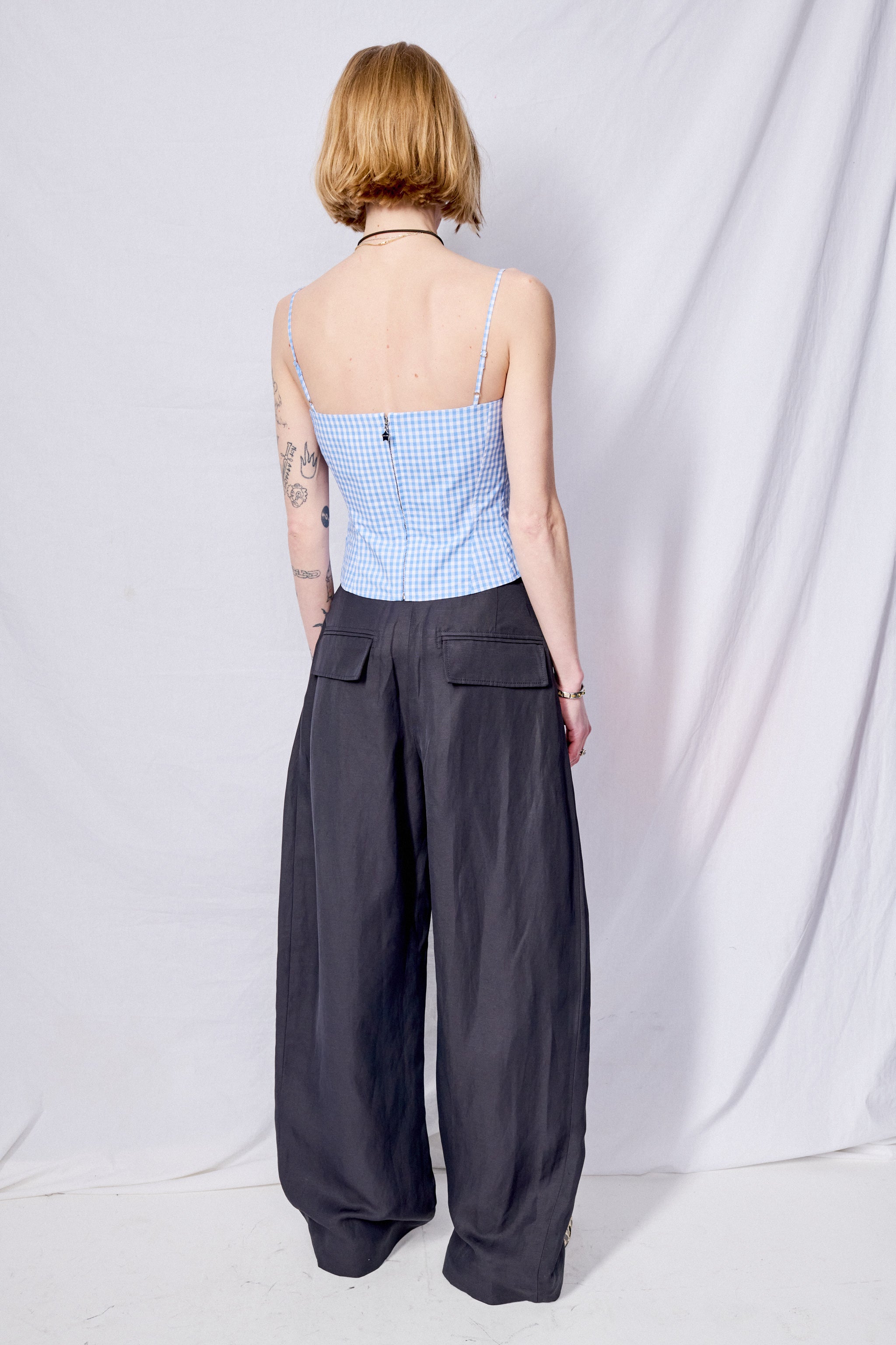 Darkest Navy Myers Round Leg Pant