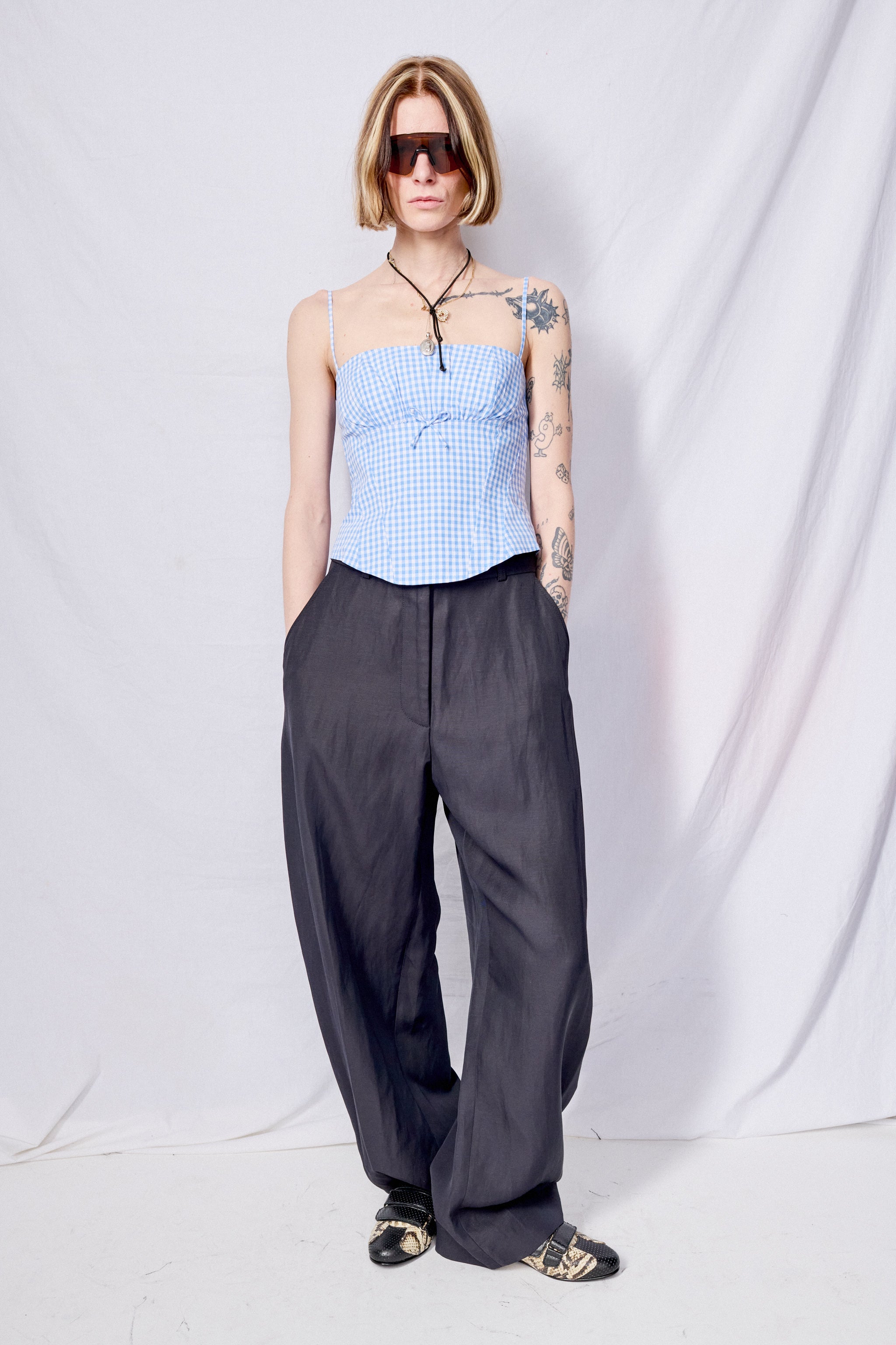 Darkest Navy Myers Round Leg Pant