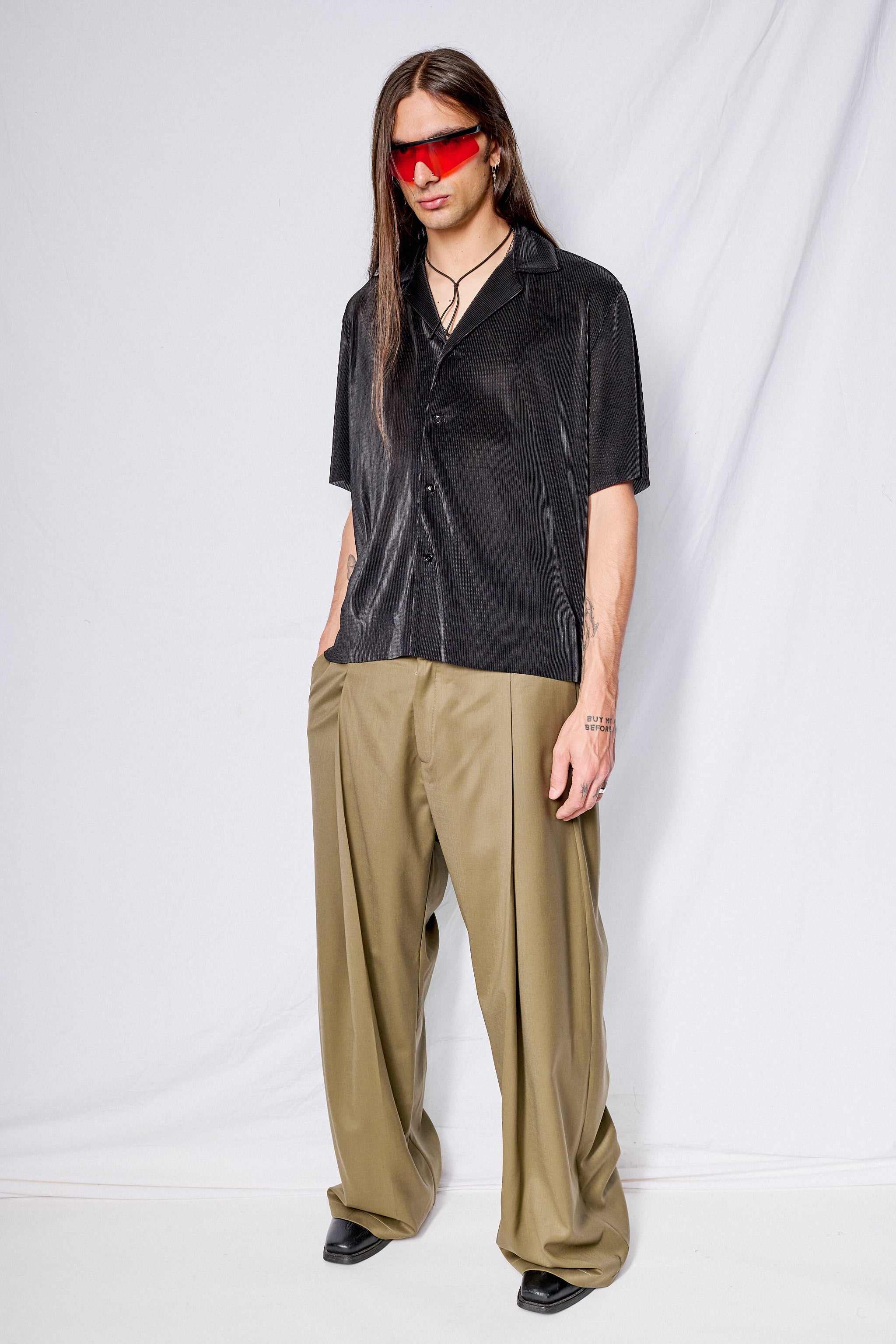 Black Plisse Scout Shirt
