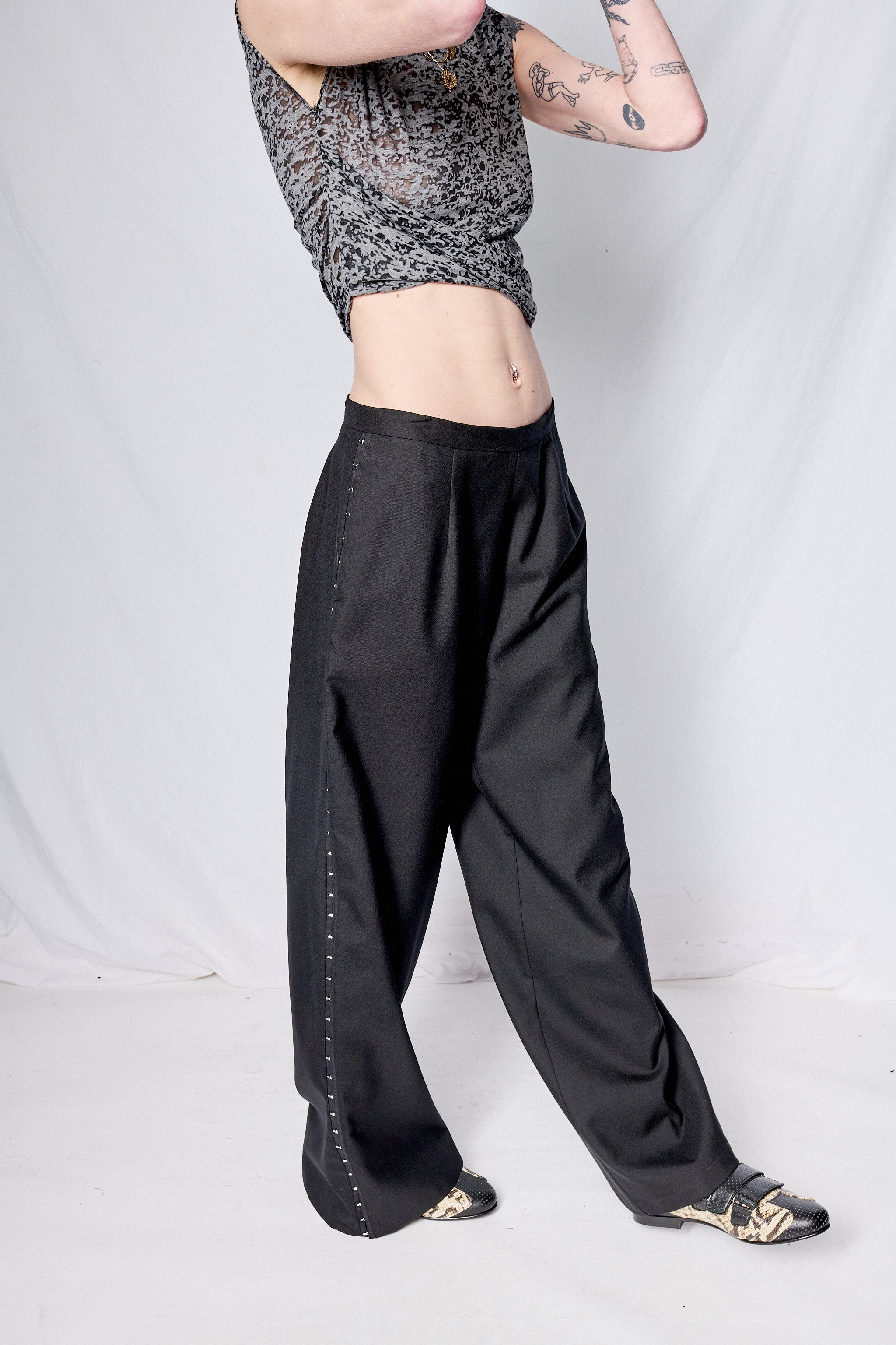 Black Suiting Side Hook Clean Pant