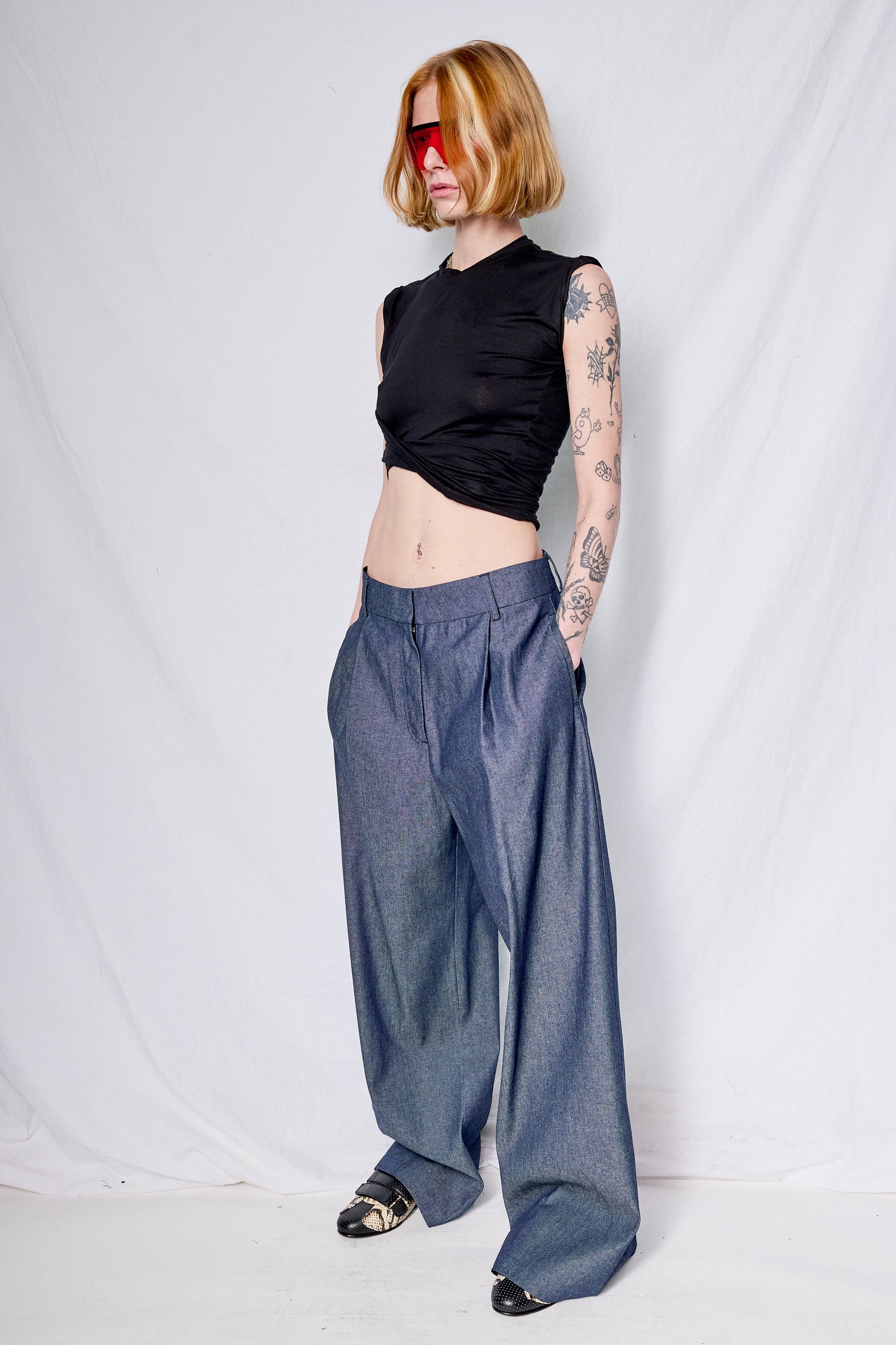 Black Viscose Twisted Muscle Tee