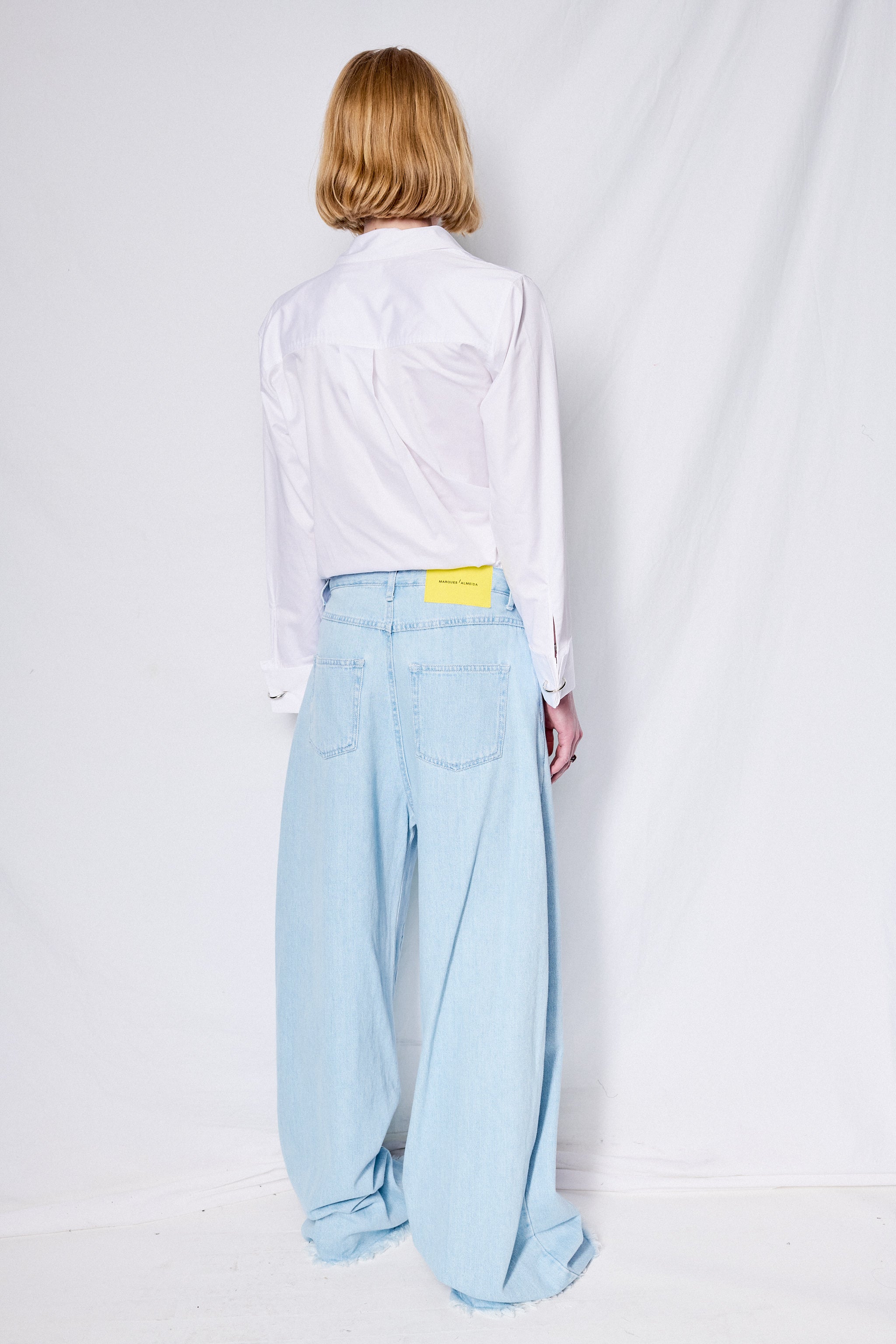 Denim Boyfriend Jeans with Flower Embroidery