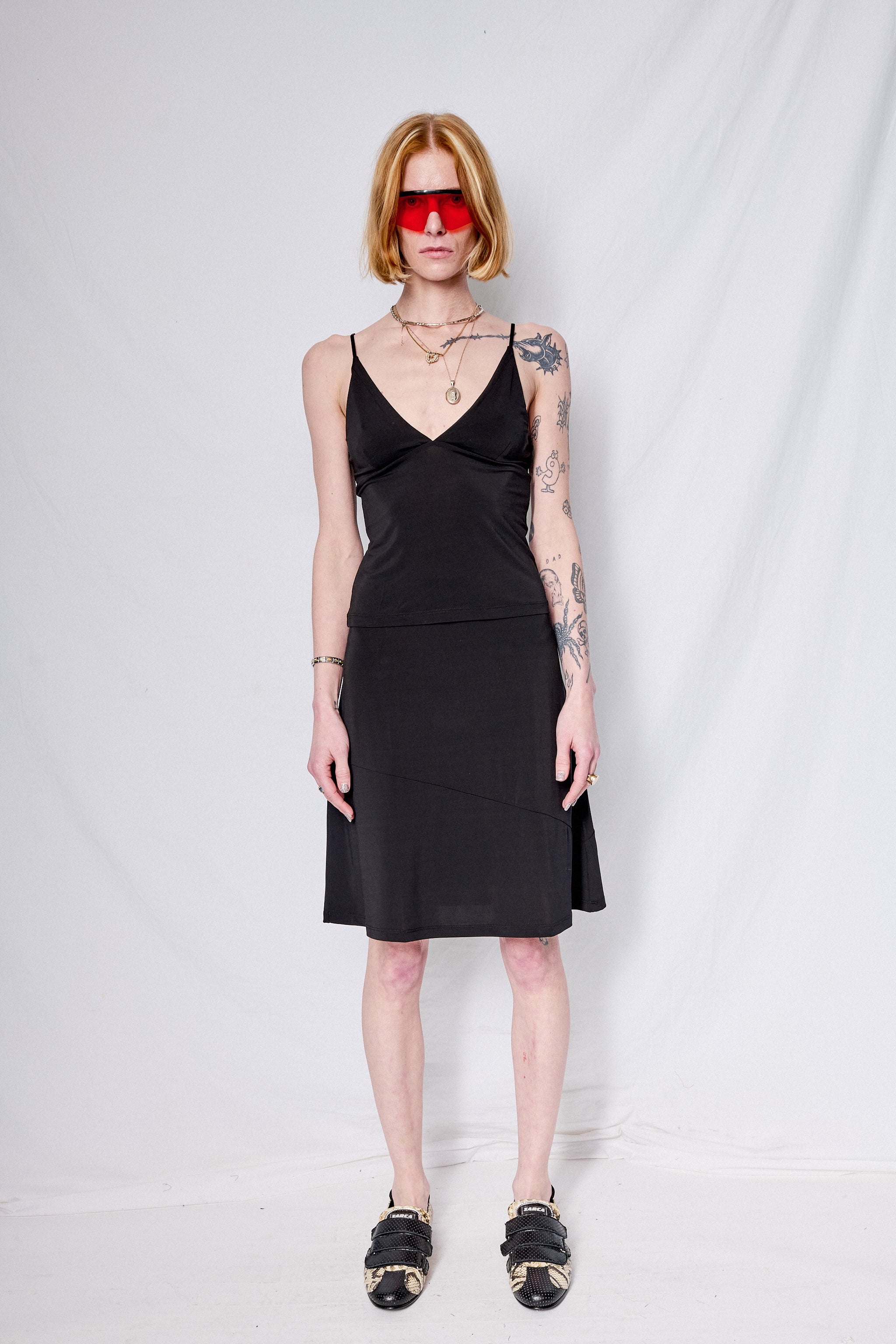Black Debut Singlet