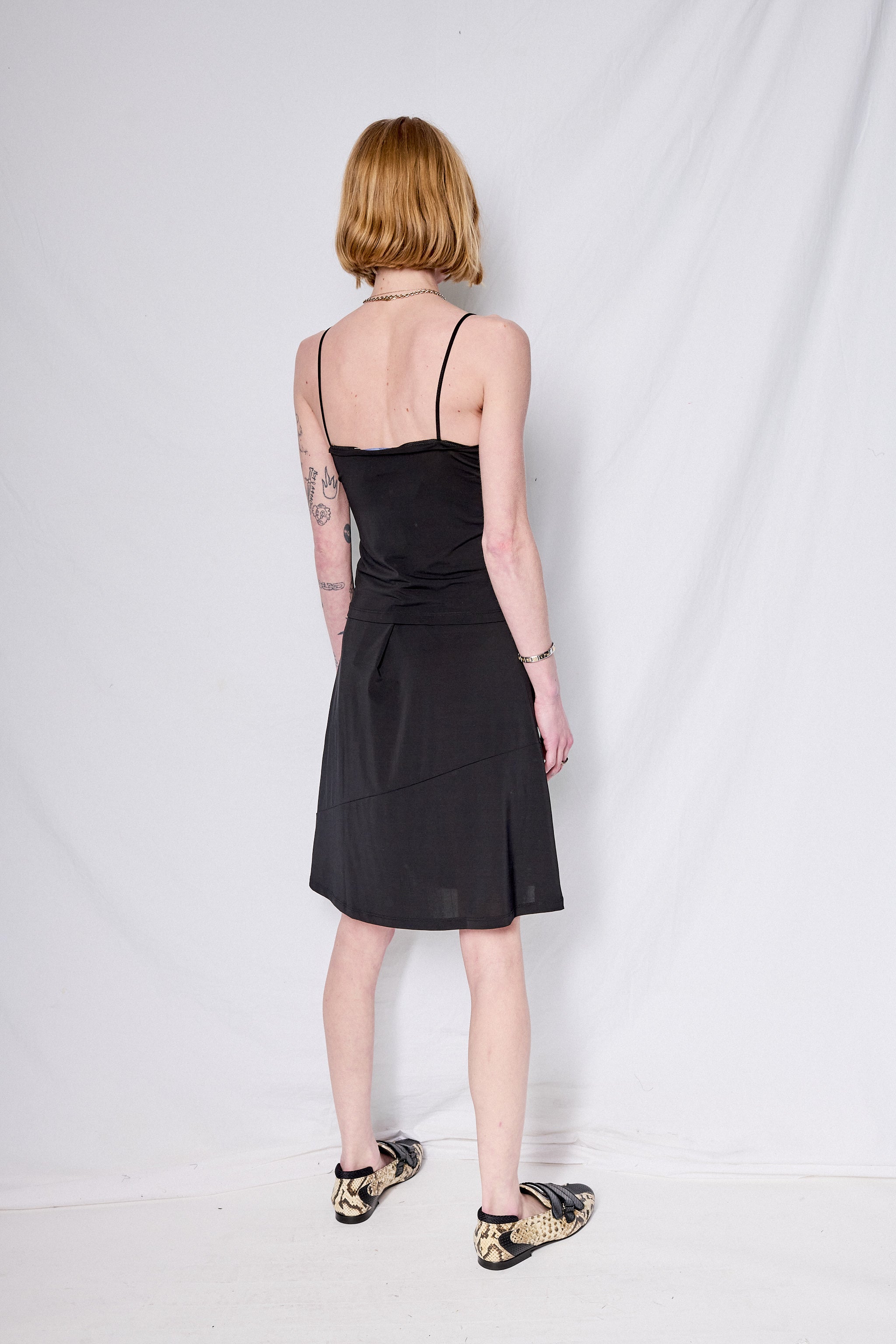 Black Debut Singlet