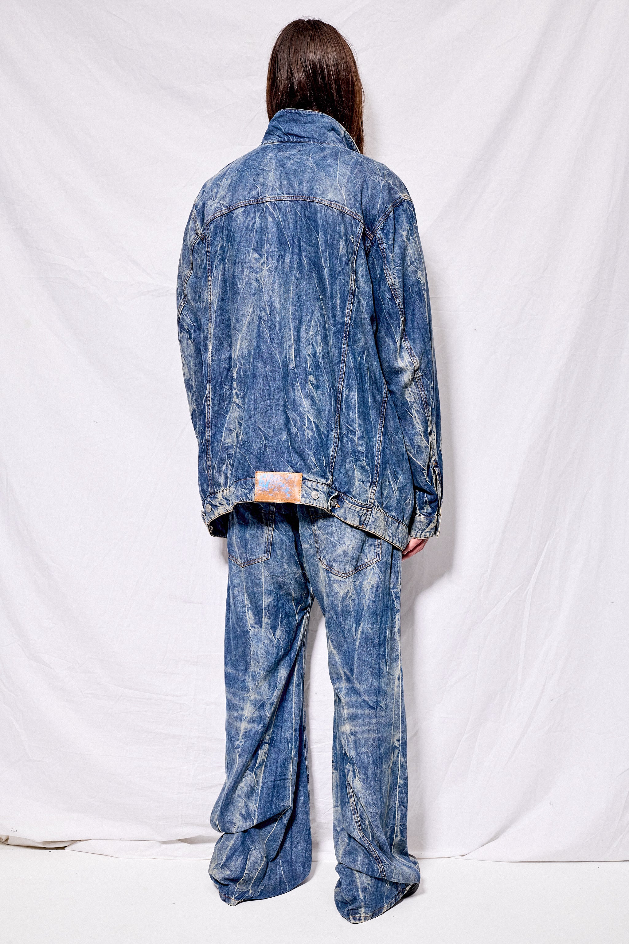 Dirty Wash Twisted Trucker