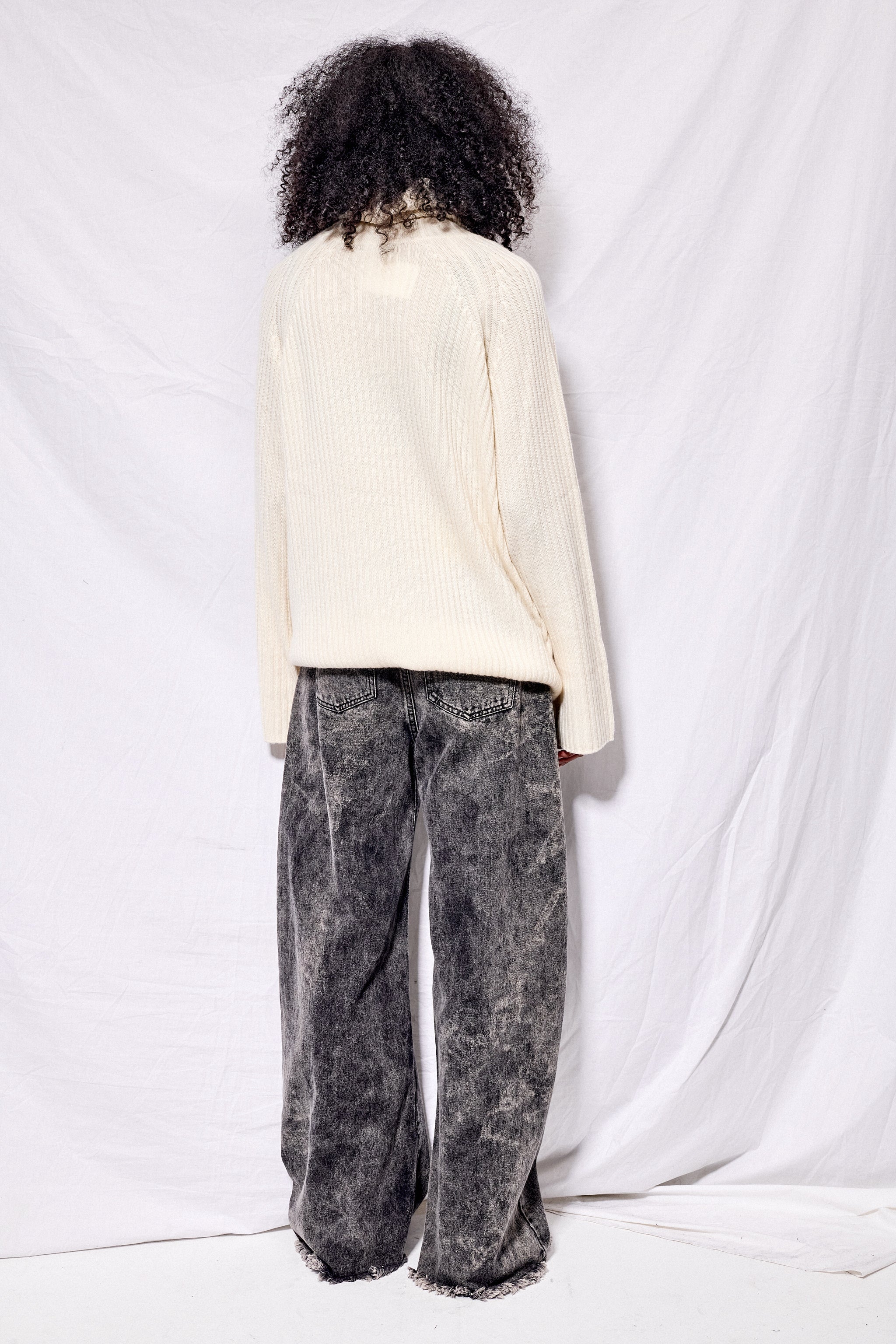 Ivory Ribbed Cashmere Turtleneck