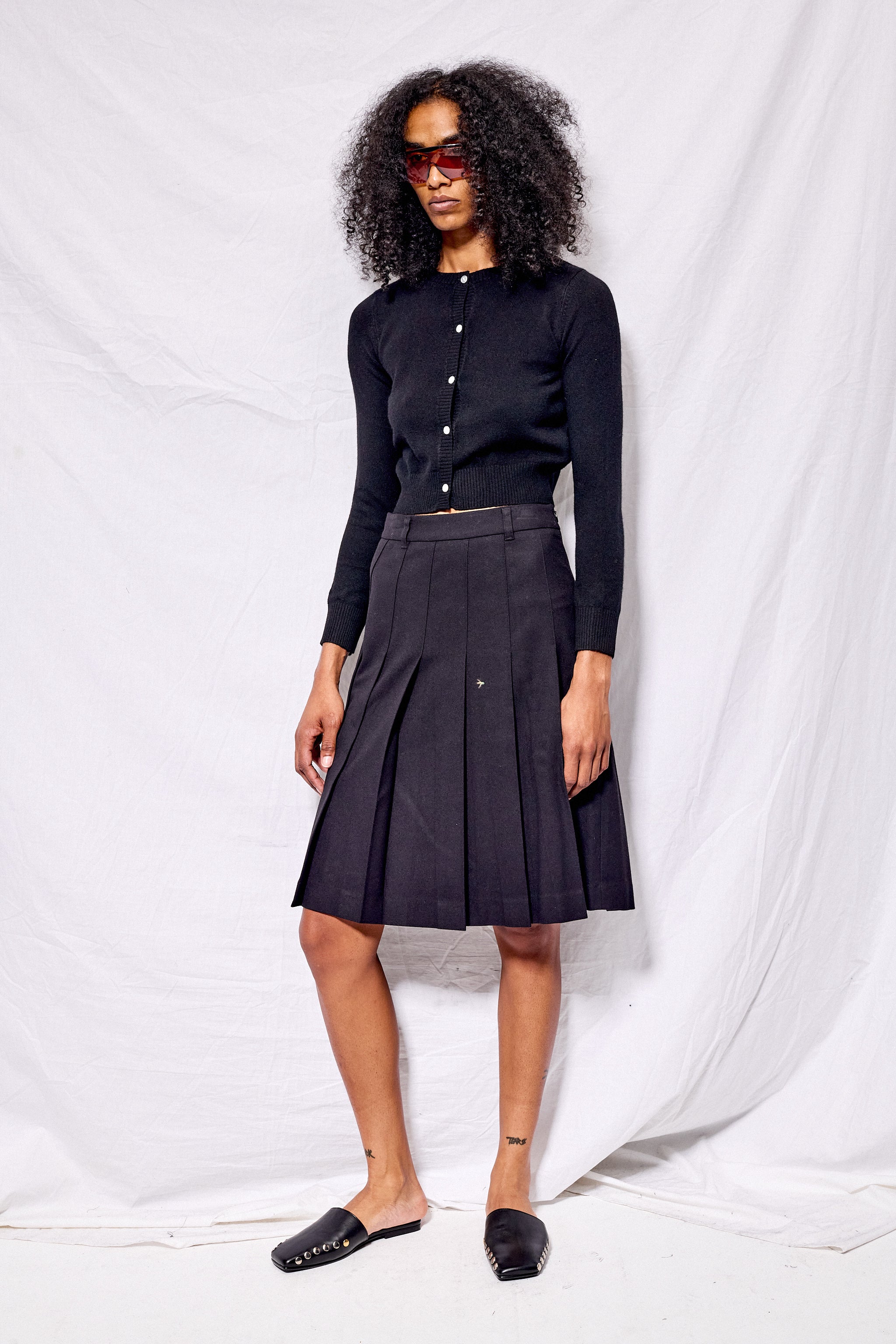Black Flannel Pleats Midi Skirt