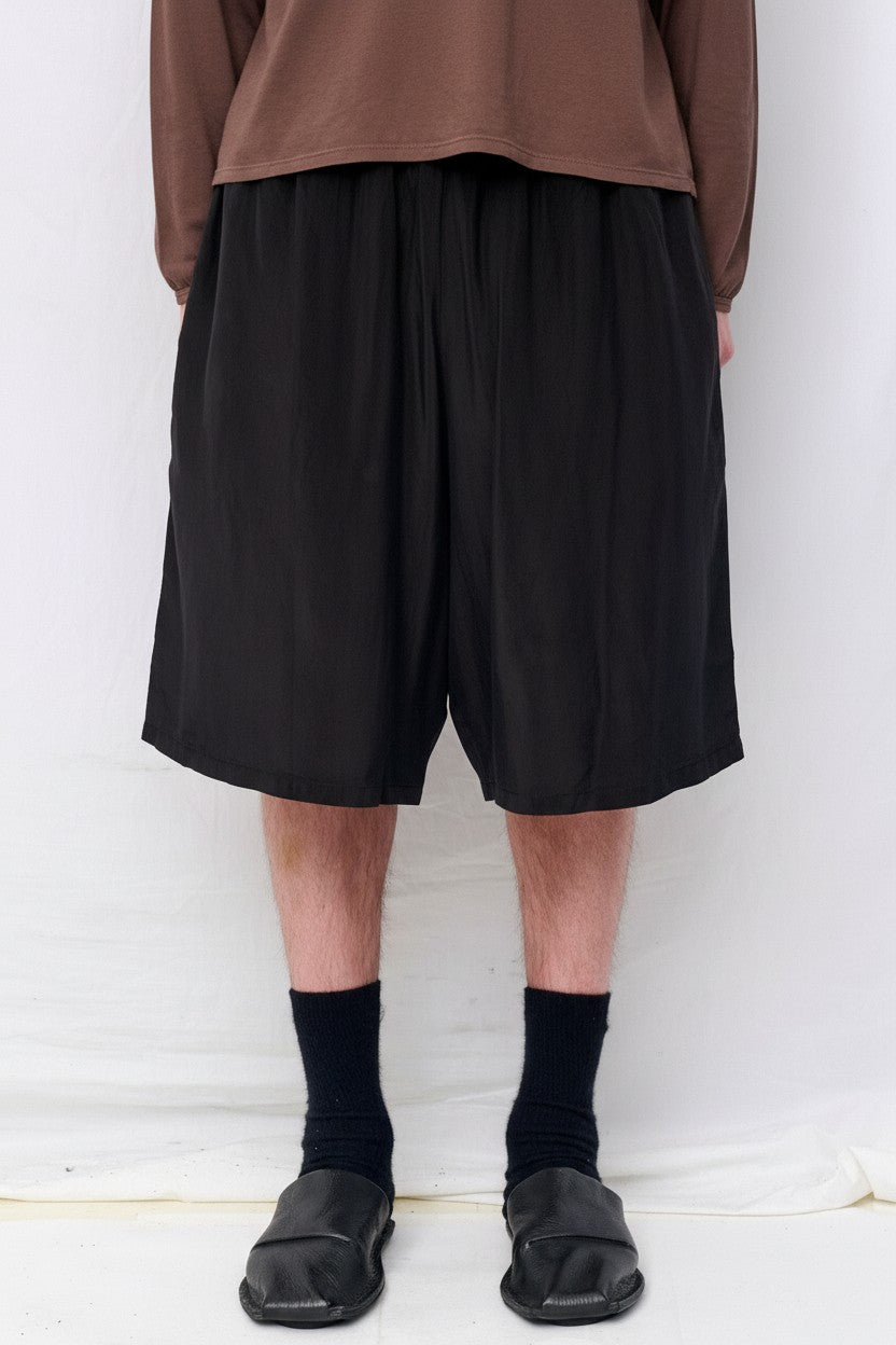 No.259 Black Cupro Short Trousers