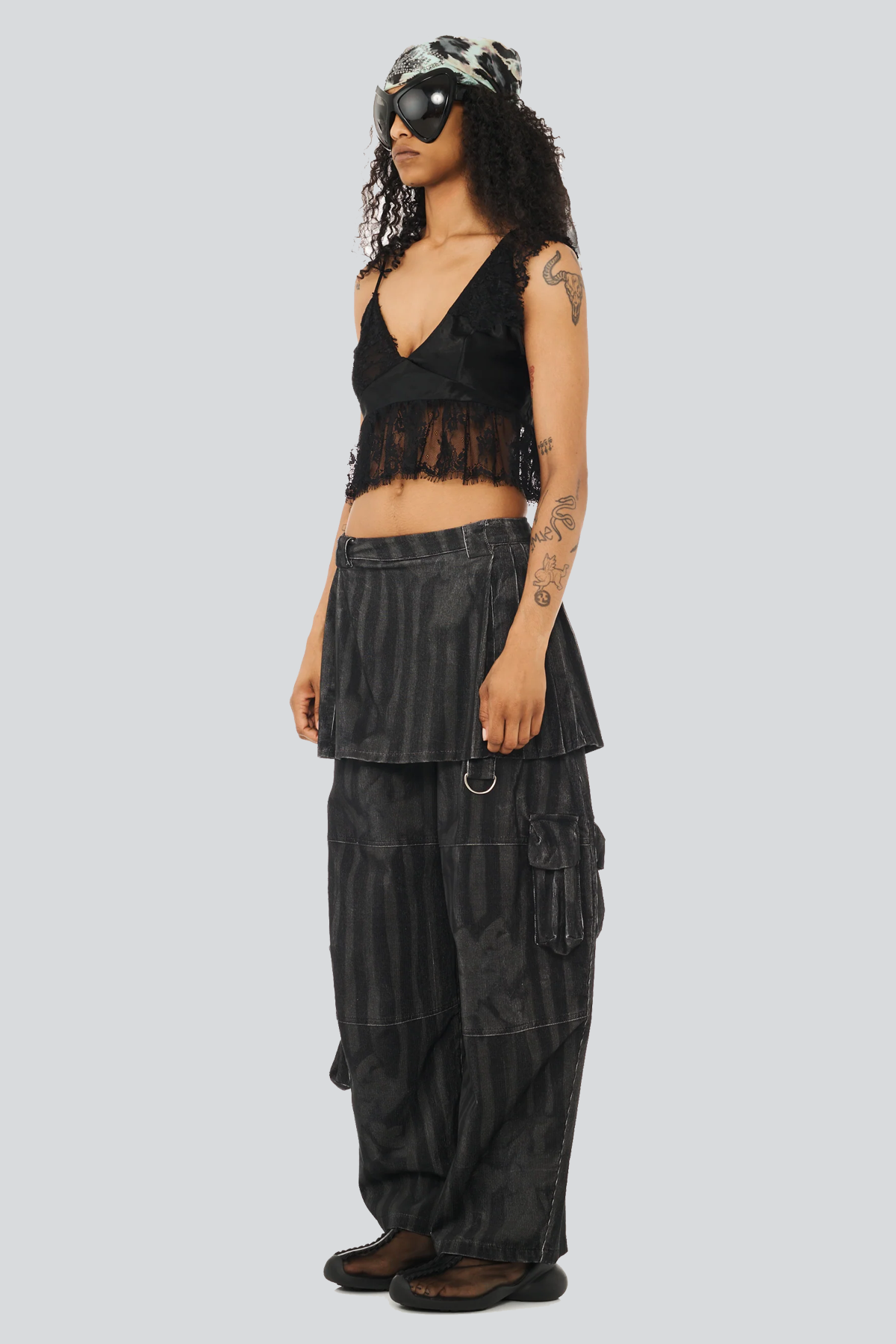 Black Wavy Flower Stripe Corduroy Lawn Skirt Cargo Pant