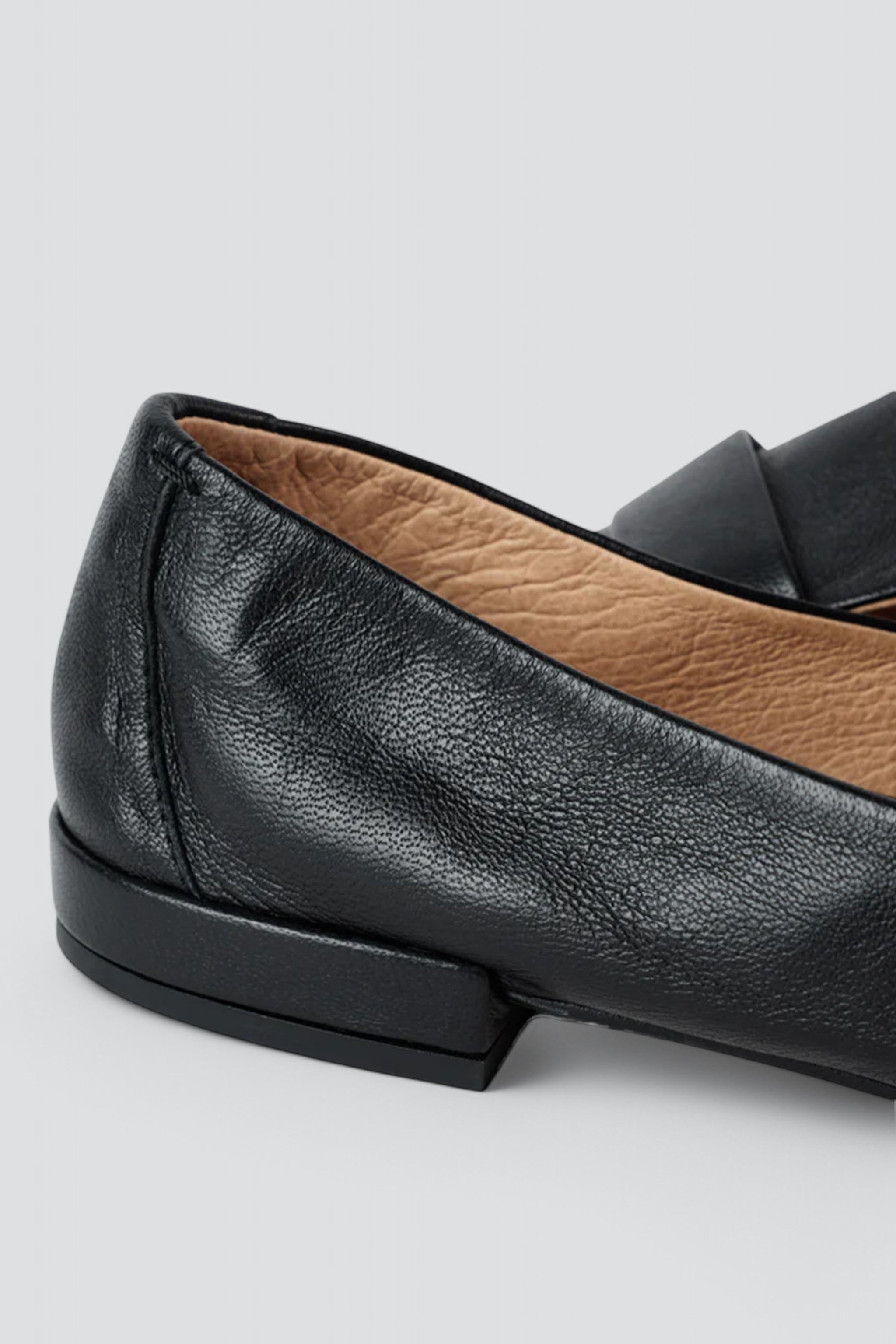 Black Pinky Loafer
