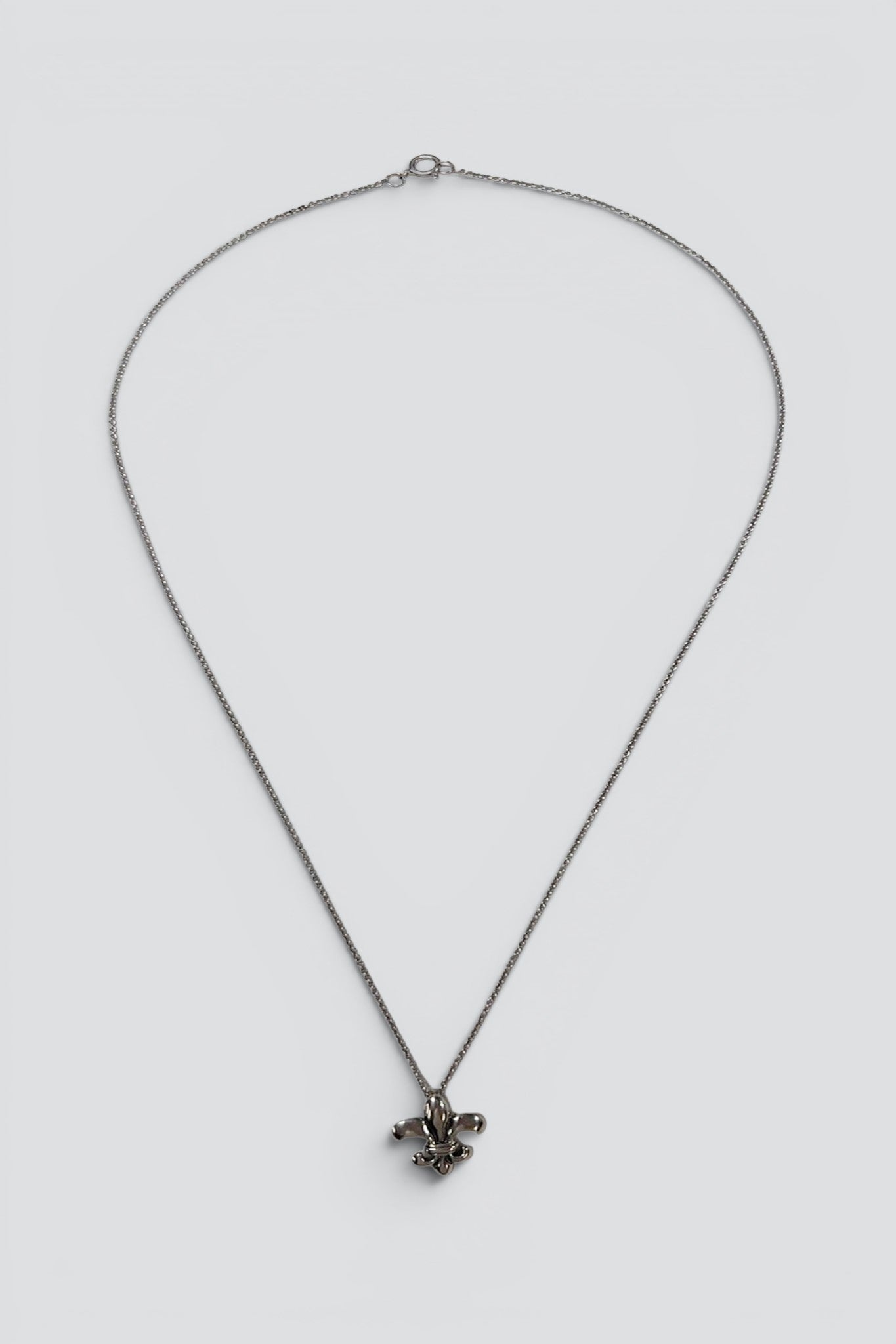 Sterling Silver Fleur Pendant Necklace