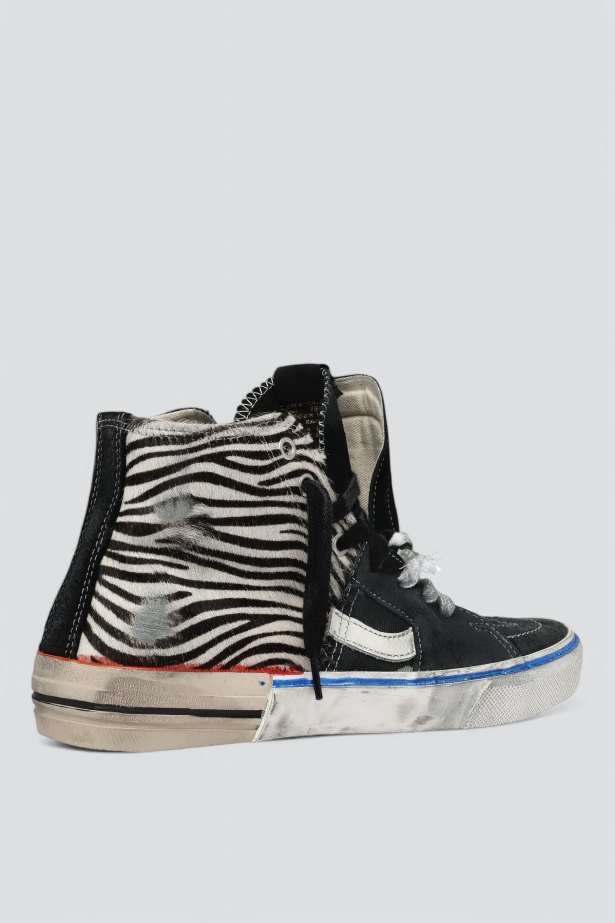 Black/Zebra Caly Star 4 Sneaker