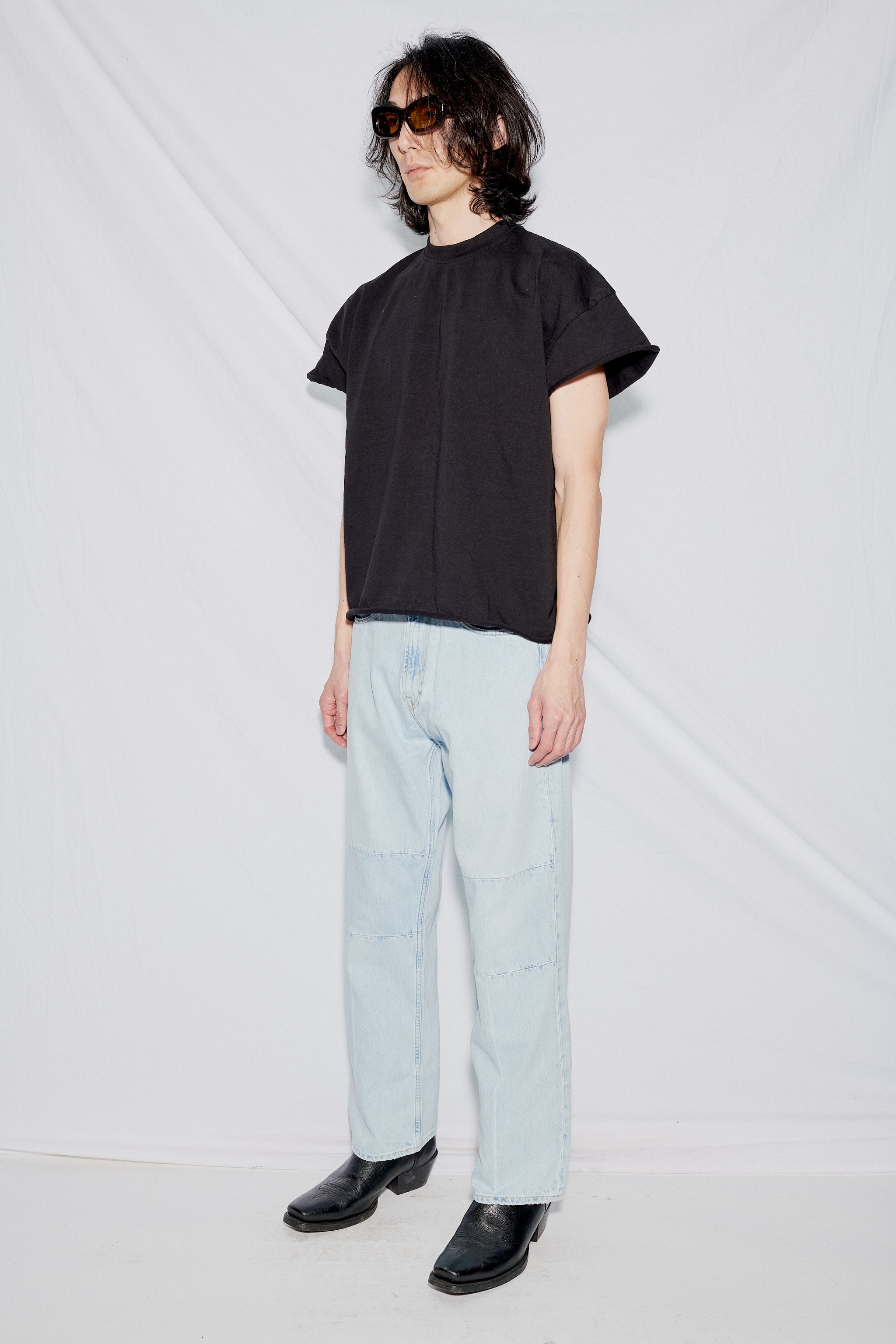 Black Tee